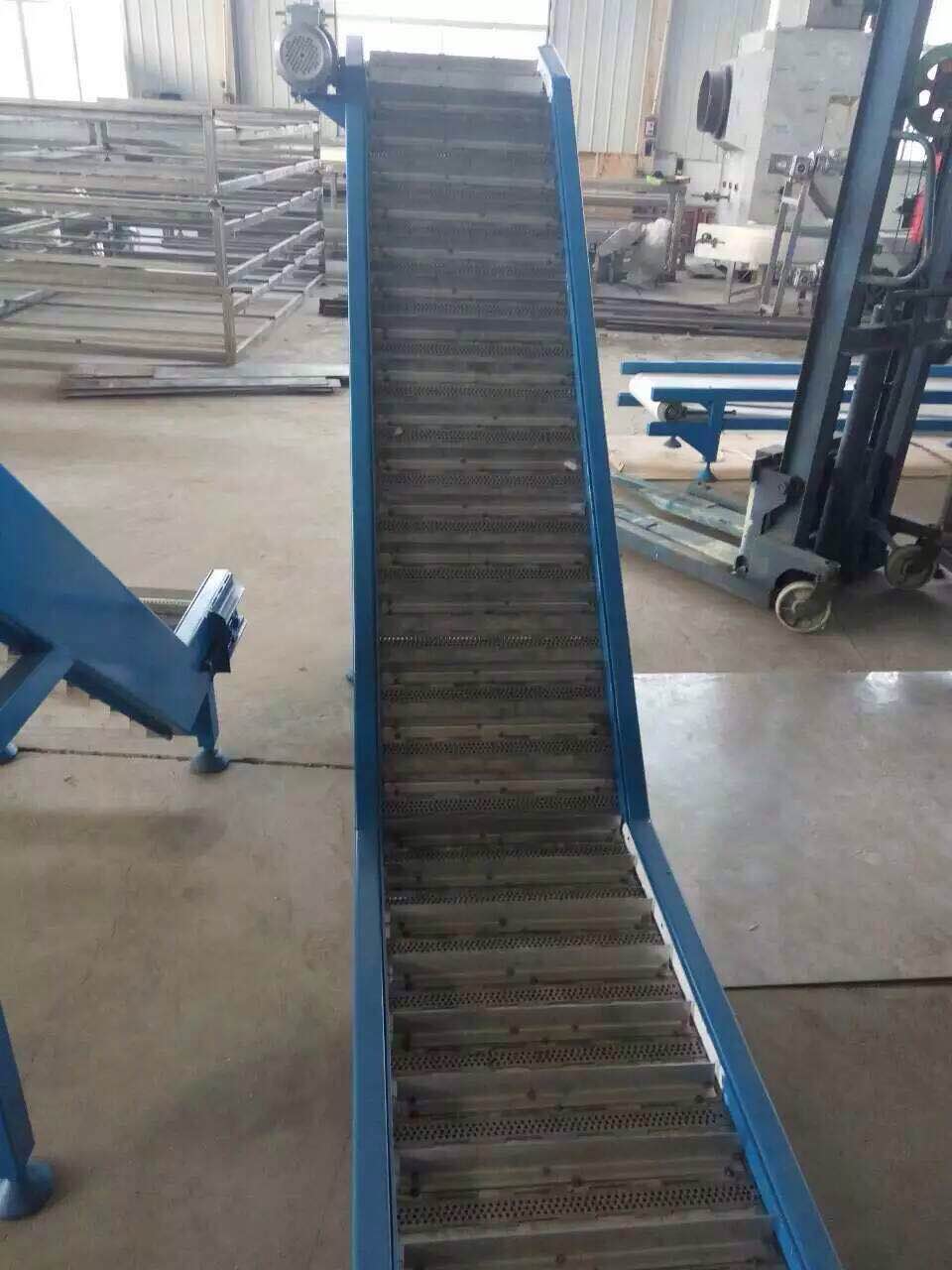 爬坡?lián)醢灏彐溳斔蜋C(jī)